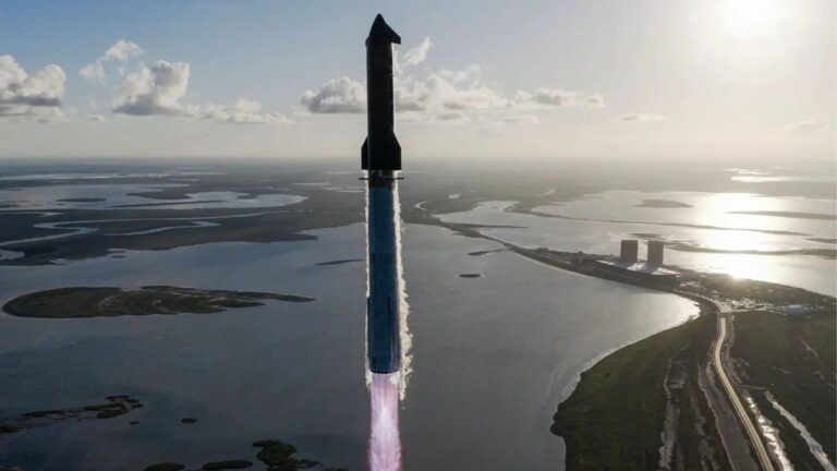 Irány a Hold és a Mars! – Újabb sikeres szuborbitális teszten van túl a világ legerősebb rakétája