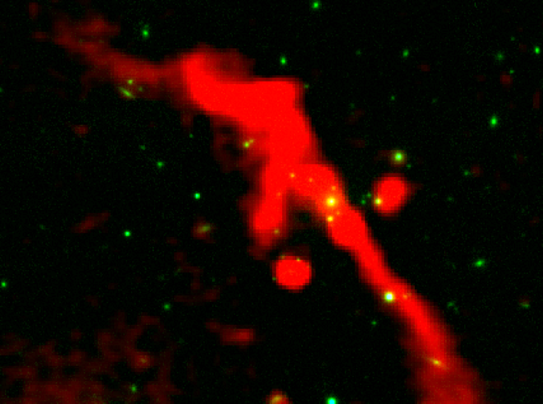 Százmillió év után feléledt egy ősi óriás, és jeleket sugároz az űrből