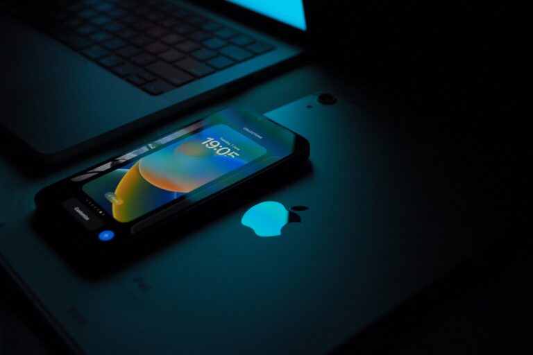 Az Apple most nem villogni akar az iPhone-nal, hanem végre rendbe teszi, ami régóta idegesít