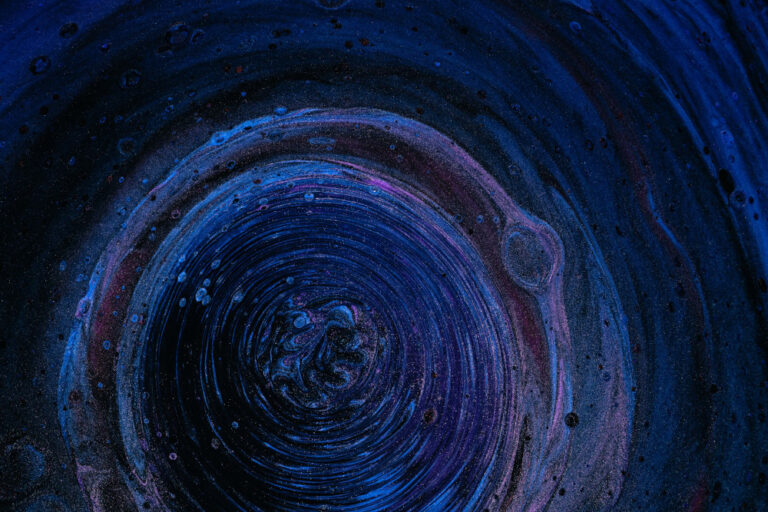 Bizonyos részecskék kvantumállapotai kiterjedhetnek egy extra, ötödik dimenzióba