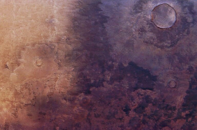 Hatalmas sötétség terjeszkedik a Marson, nem tudják a pontos okát a kutatók