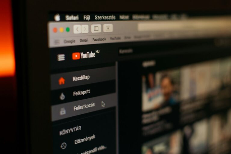 Elég volt az AI-szemétből: komoly tisztogatásba kezdett a YouTube